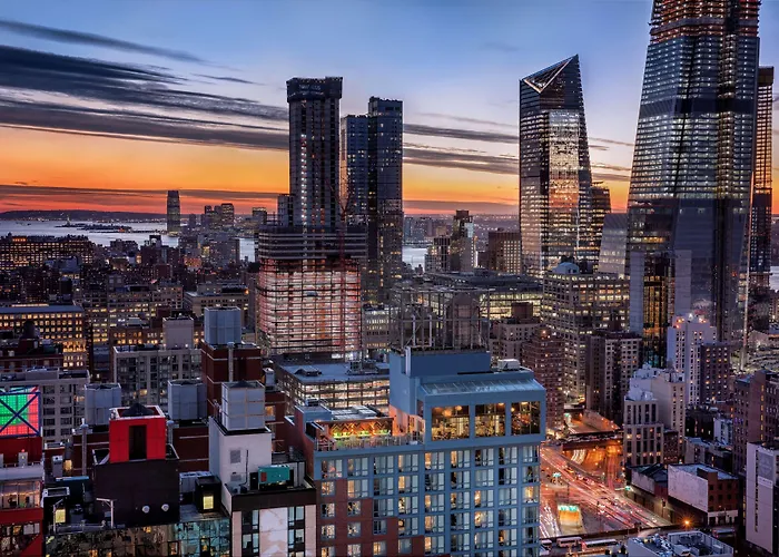 Doubletree By Hilton New York Times Square WestAlbergo